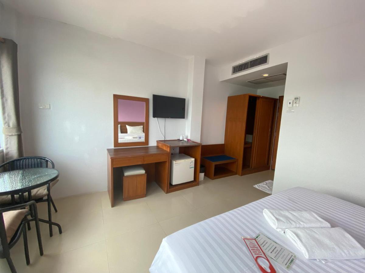 Prachuap Beach Hotel Pracsuap Khirikhan Kültér fotó