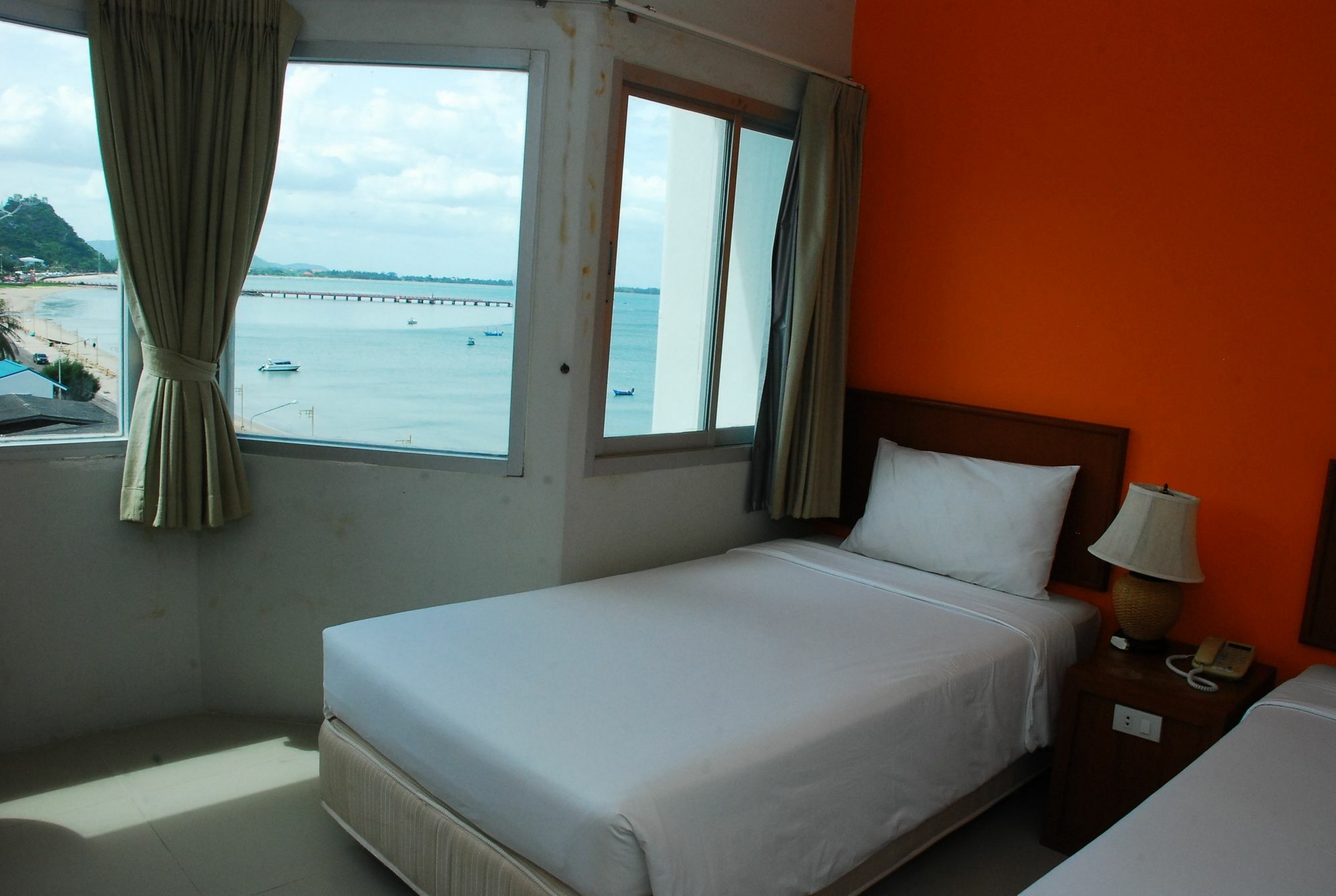 Prachuap Beach Hotel Pracsuap Khirikhan Kültér fotó